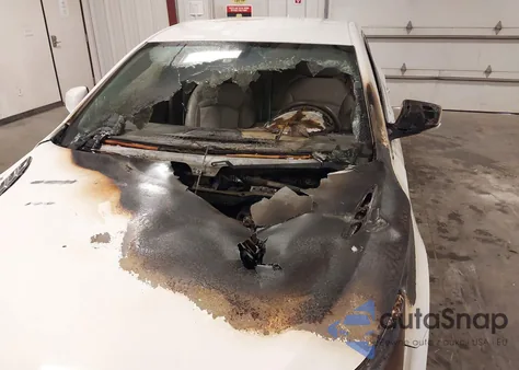 2010 Buick Lacrosse Cxl z USA, uszkodzony, nr VIN 1G4GC5EG0AF124823